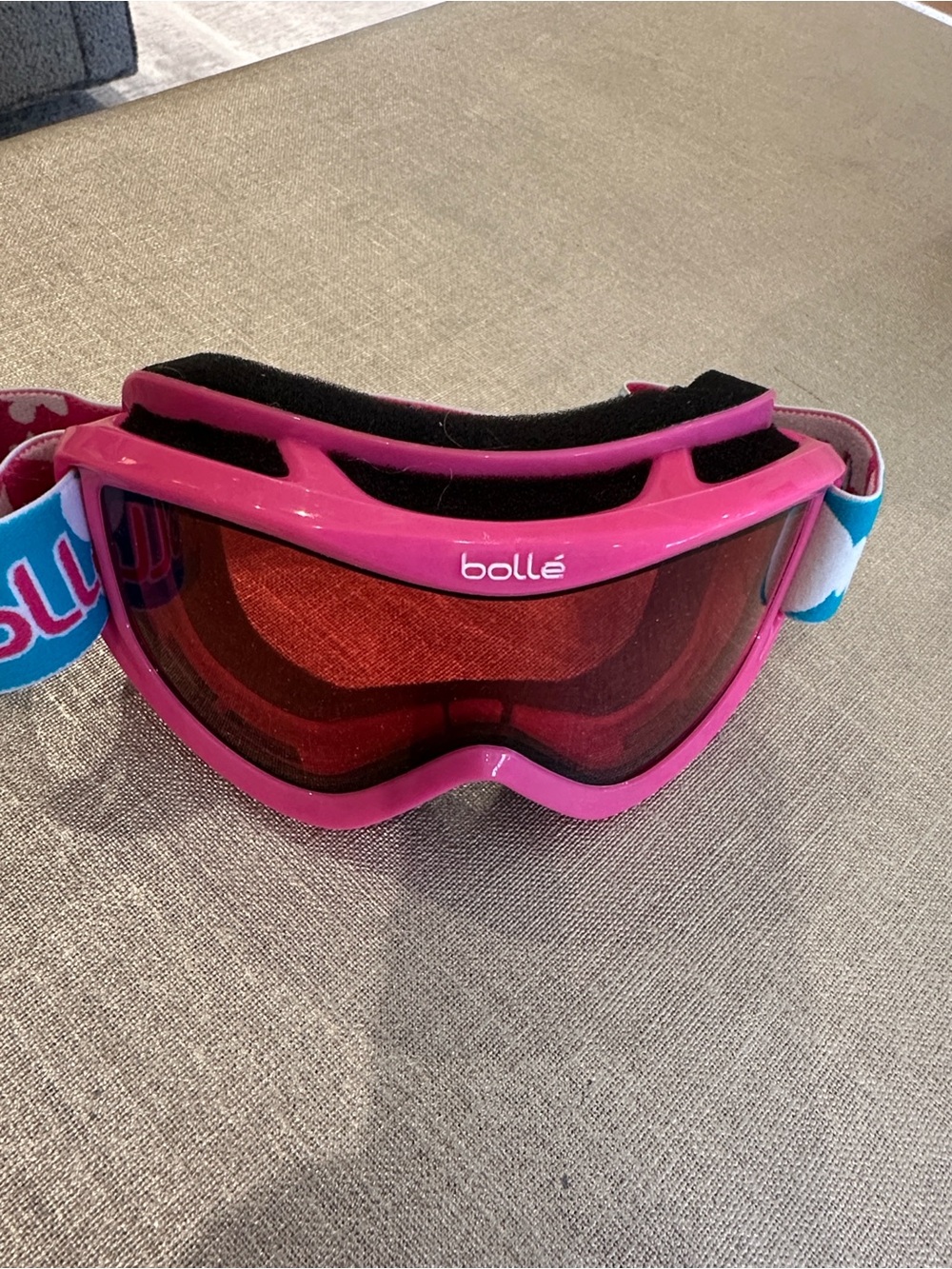 bolle Kids Snow Goggles in Pink with White and Blue Floral Strap